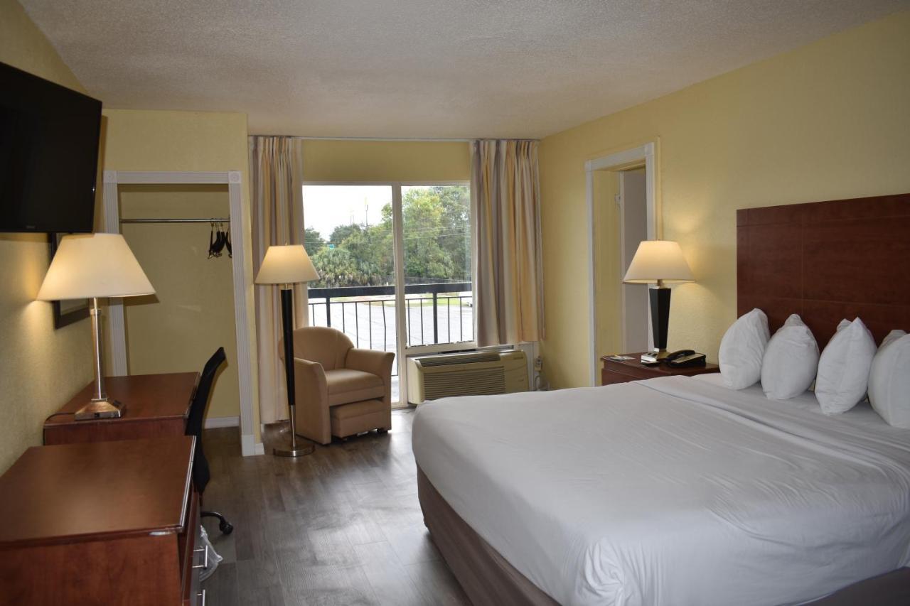 Days Inn By Wyndham Wildwood I-75 Екстериор снимка