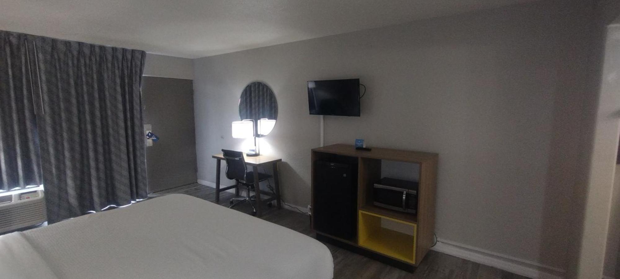 Days Inn By Wyndham Wildwood I-75 Екстериор снимка