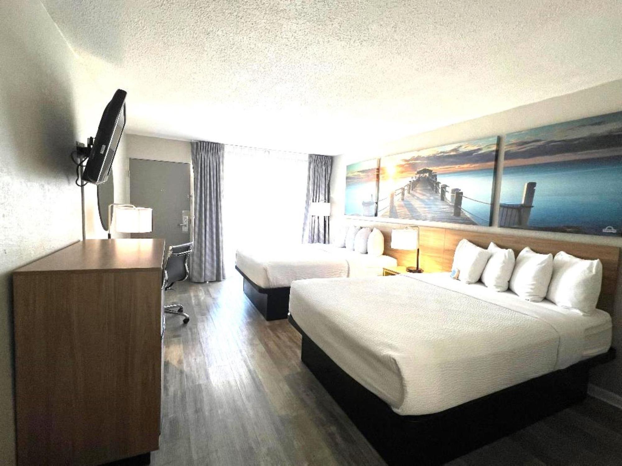 Days Inn By Wyndham Wildwood I-75 Екстериор снимка