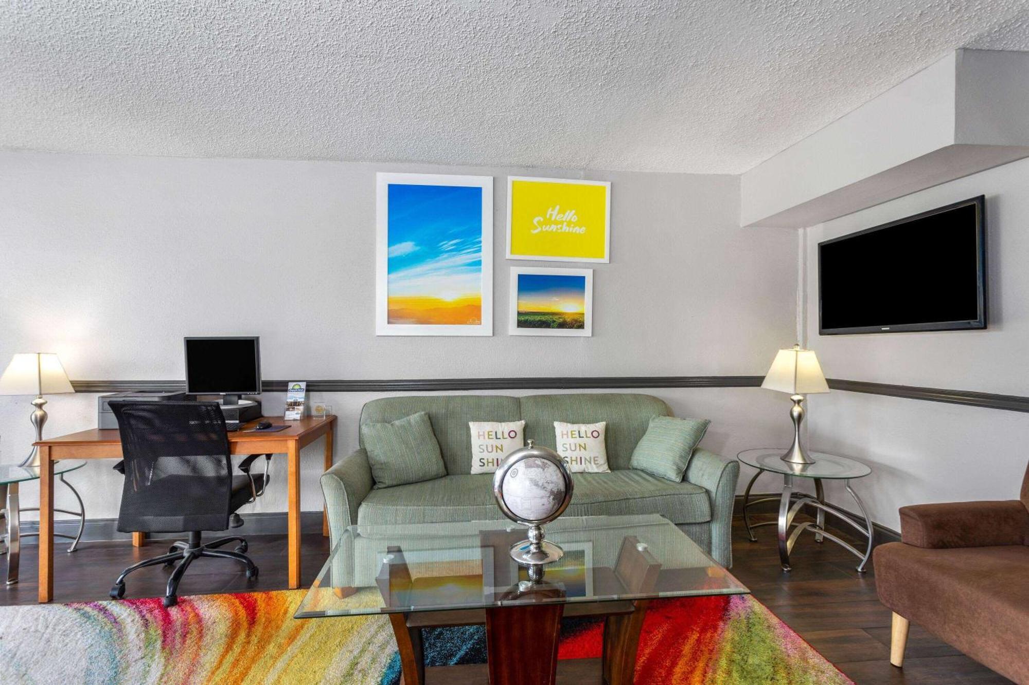 Days Inn By Wyndham Wildwood I-75 Екстериор снимка